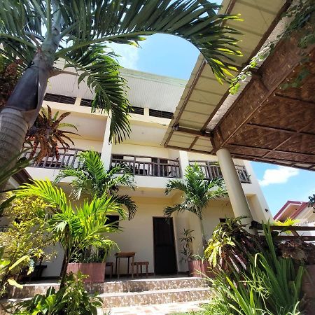 Tlshaw Homestay Хенерал Луна Екстериор снимка