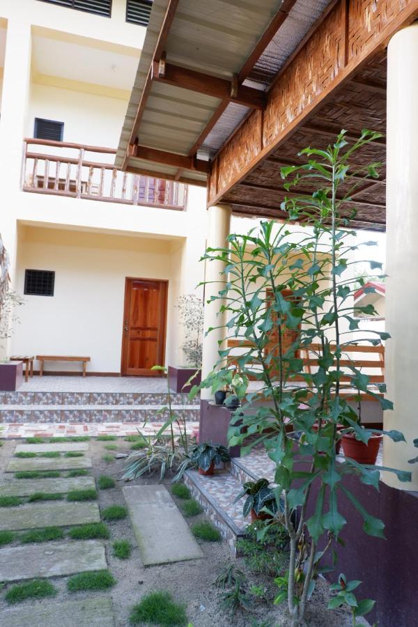 Tlshaw Homestay Хенерал Луна Екстериор снимка
