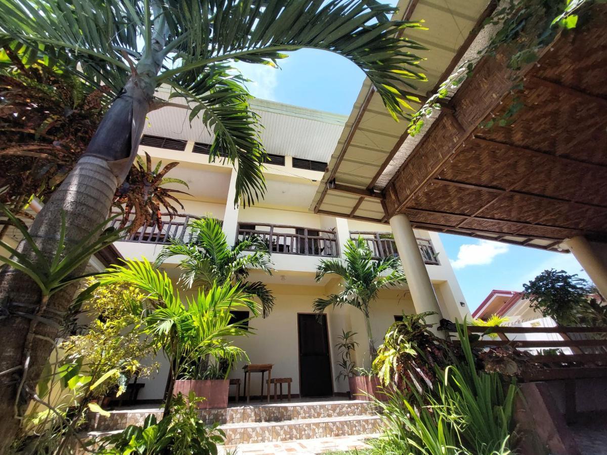 Tlshaw Homestay Хенерал Луна Екстериор снимка