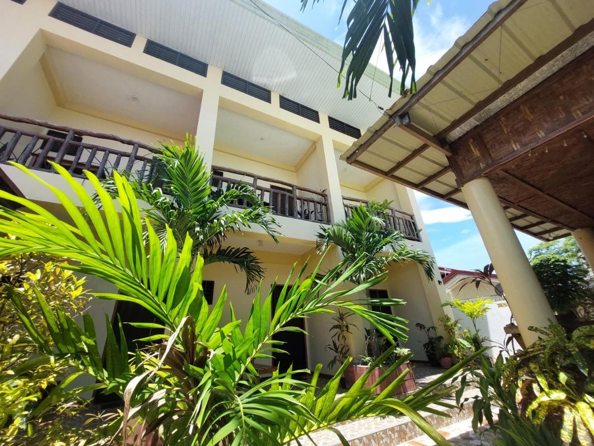 Tlshaw Homestay Хенерал Луна Екстериор снимка